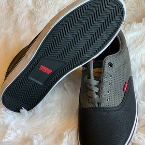 NEW LEVIS shoes